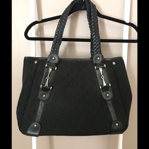 GG Pelham Shoulder Bag